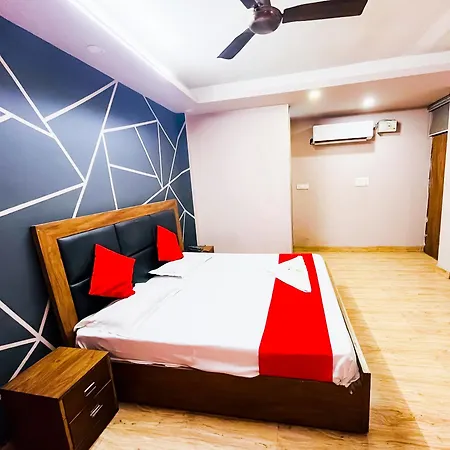 Deluxe Room In Sarai Kaley Khan